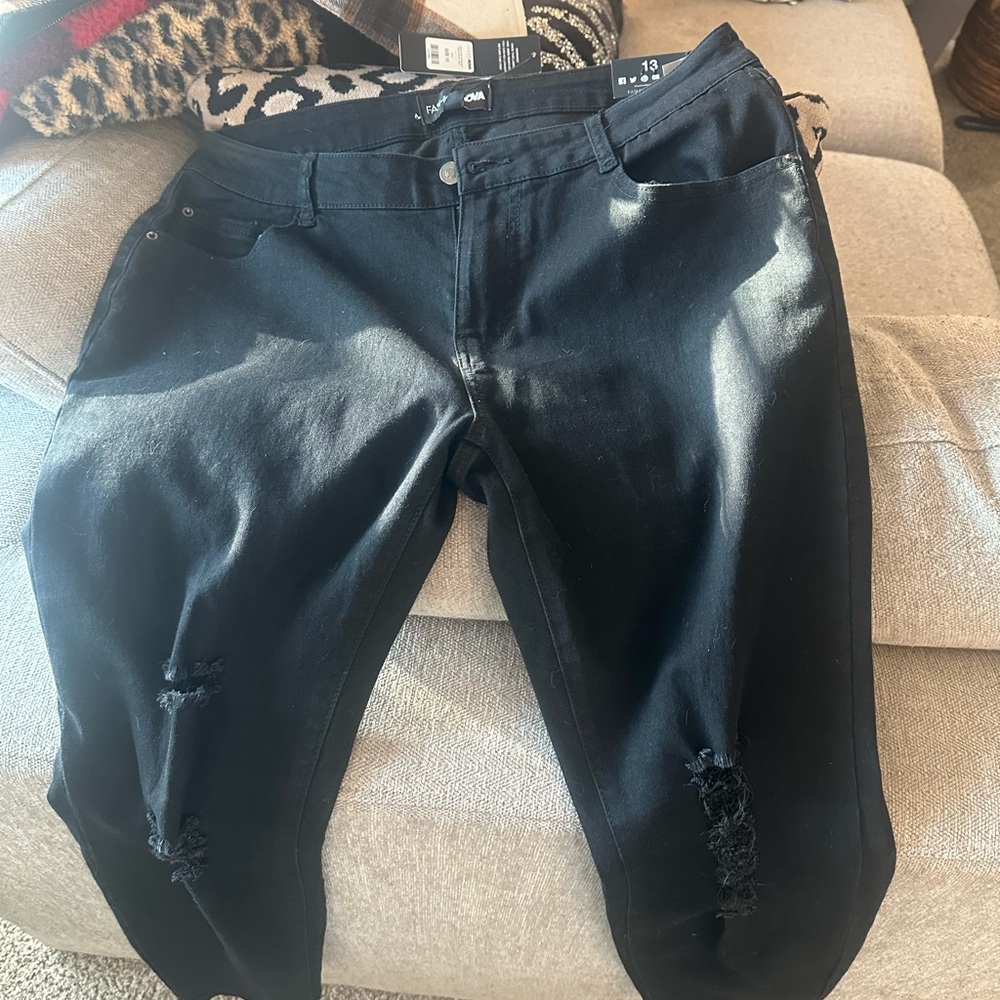 Fashion Nova Black Skinny Jeans